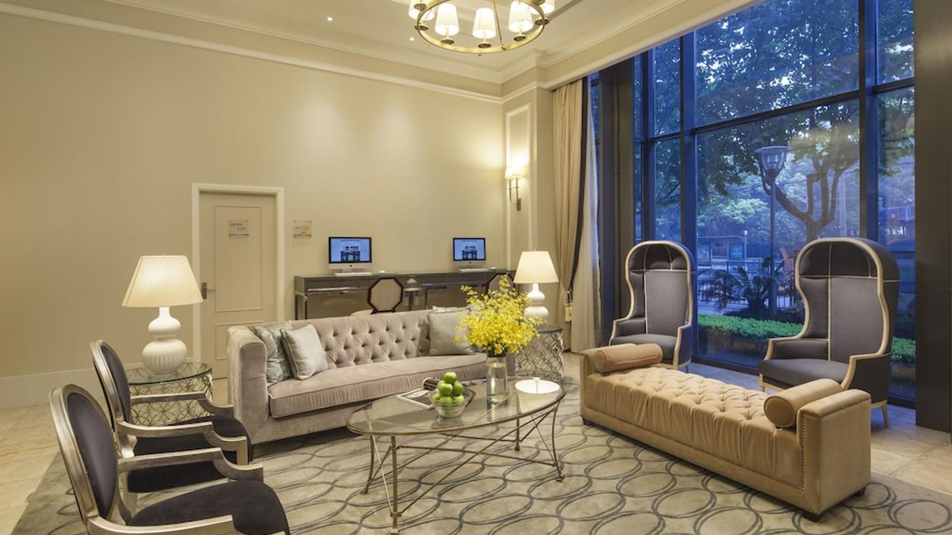 Green Court Serviced Apartment