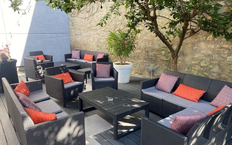 Patio Gambar