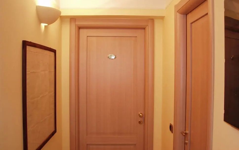 hallway Gambar