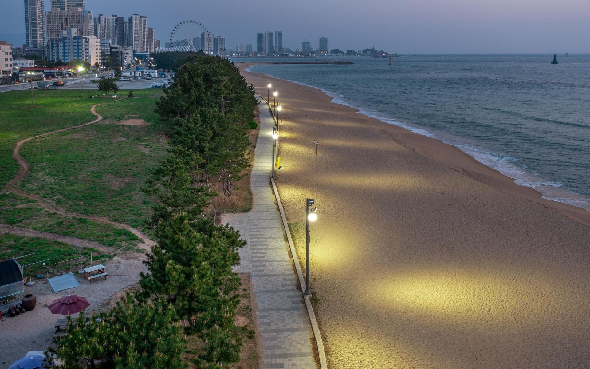 Pantai Gambar
