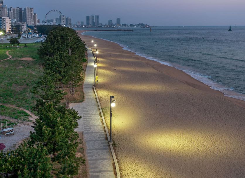 Pantai Gambar