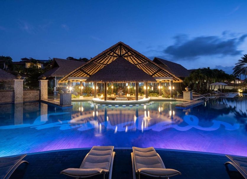 Kolam renang Gambar