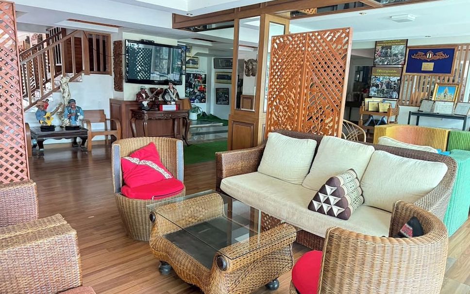 Balai Menunggu Gambar