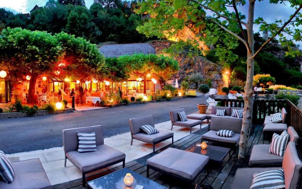 Patio Gambar