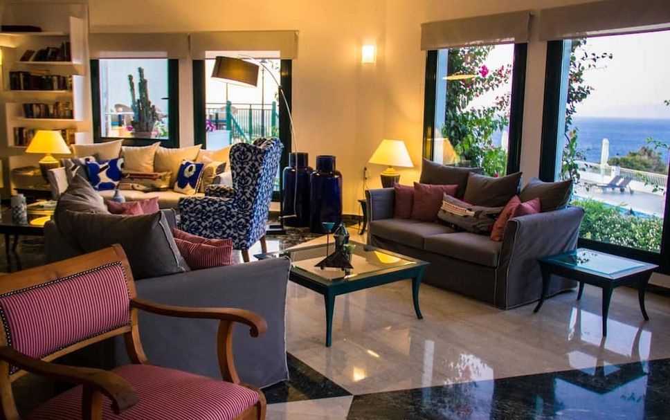 Balai Menunggu Gambar