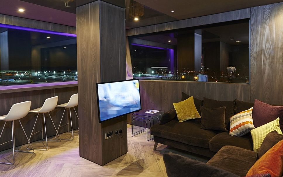 Balai Menunggu Gambar