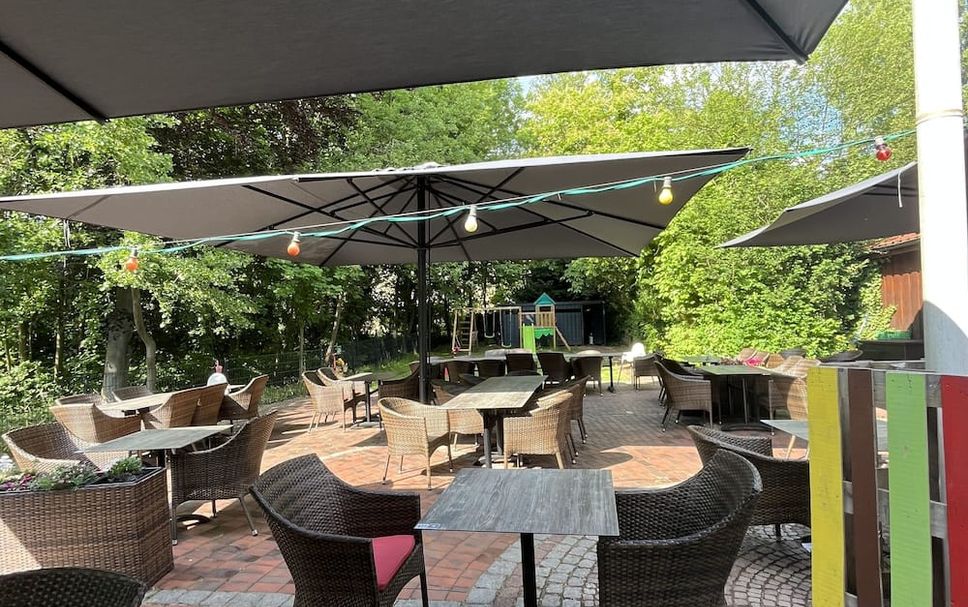 Patio Gambar
