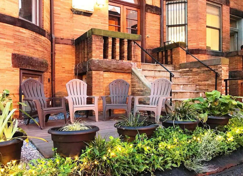 Patio Gambar