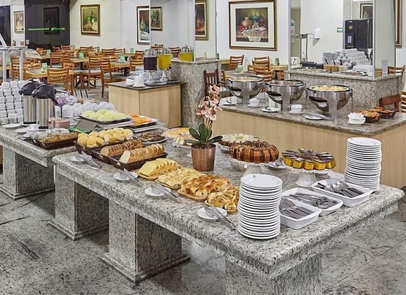Buffet Gambar