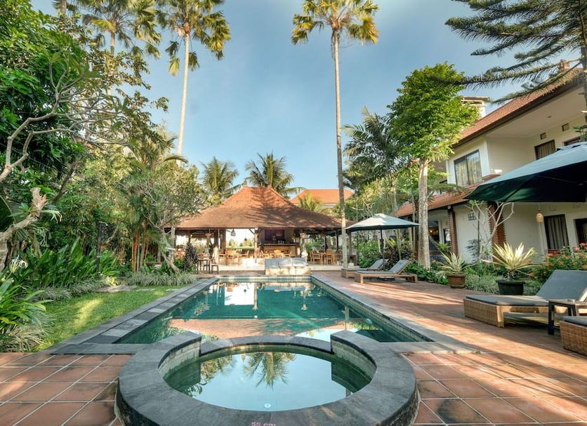 Kolam renang Gambar