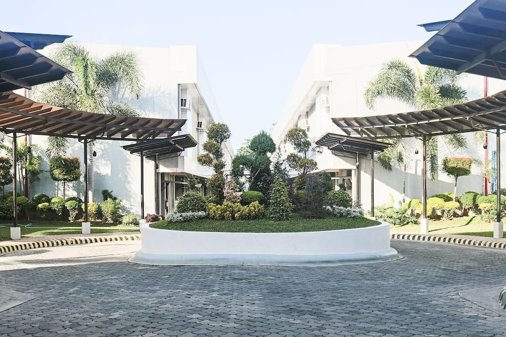 Pemandangan luar