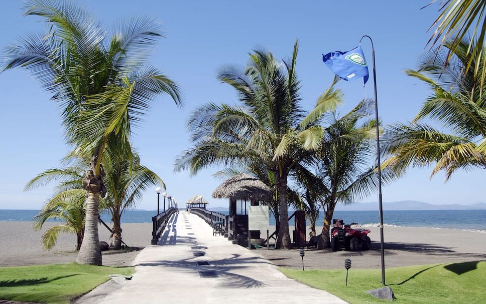 Pantai Gambar