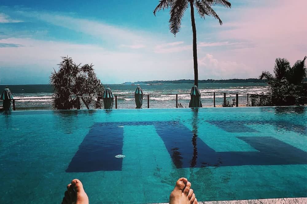 Kolam renang Gambar