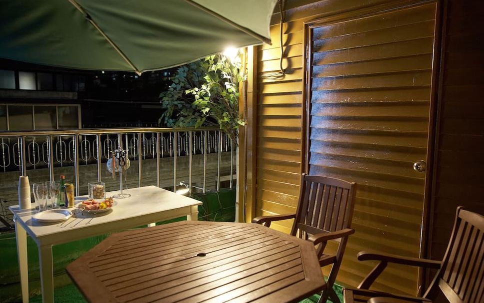 Patio Gambar