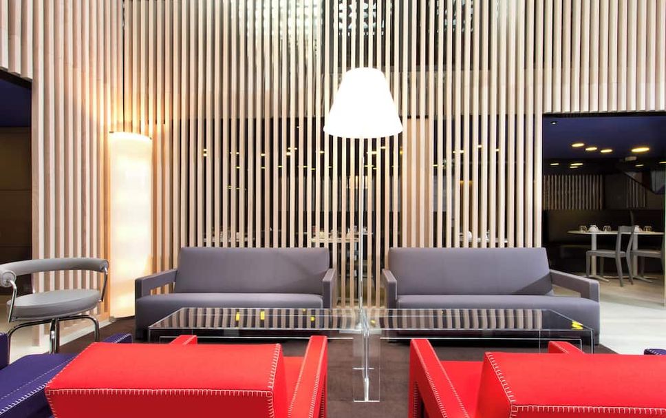 Balai Menunggu Gambar