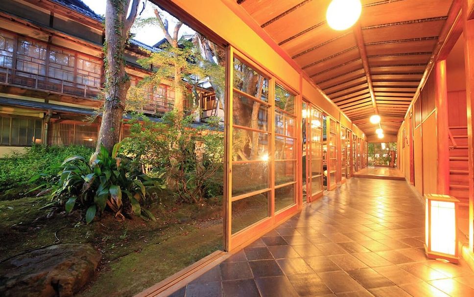 hallway Gambar