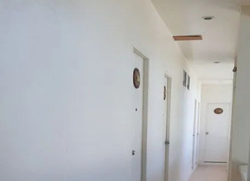 hallway Gambar