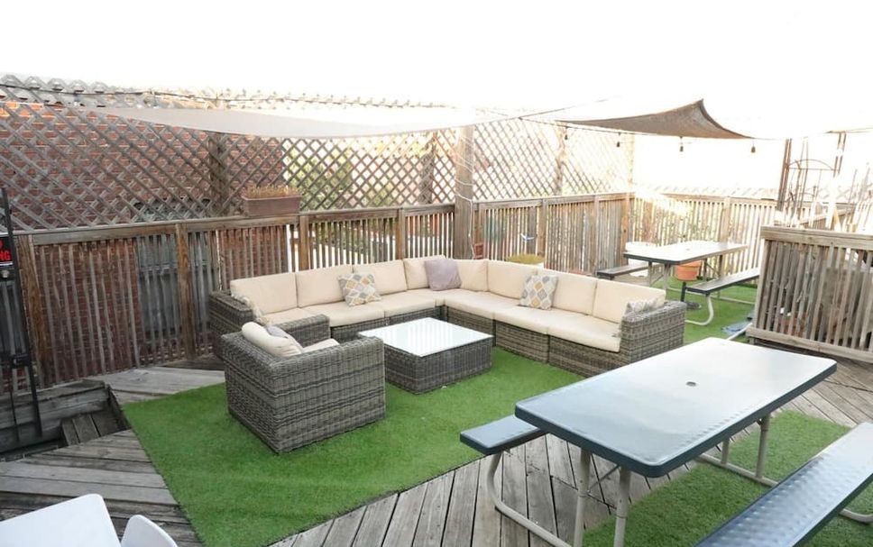 Patio Gambar