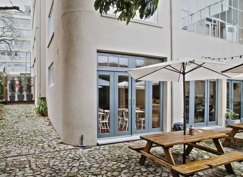 Patio Gambar