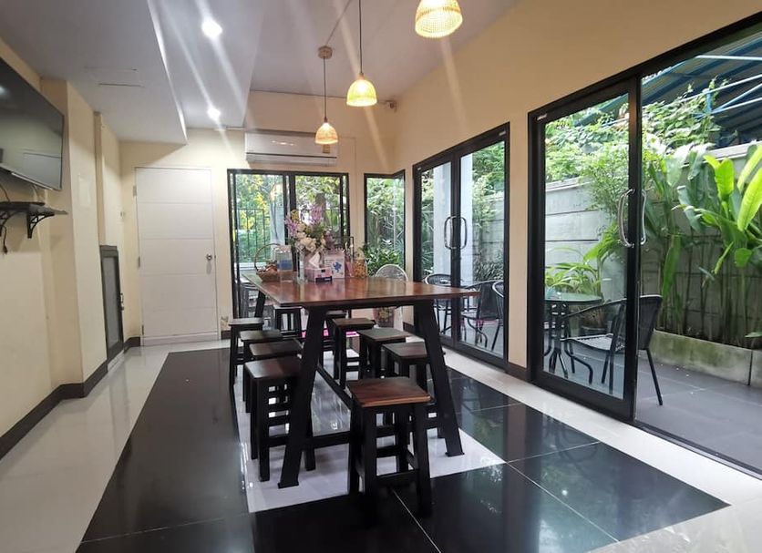 Ruang Makan Gambar