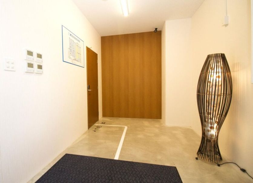 hallway Gambar