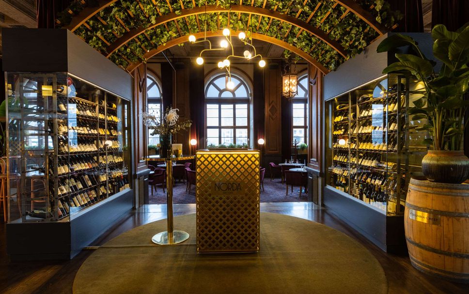 Balai Menunggu Gambar