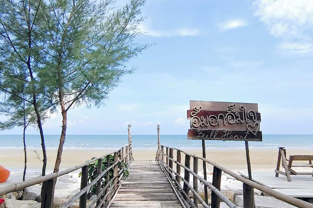 Pantai Gambar