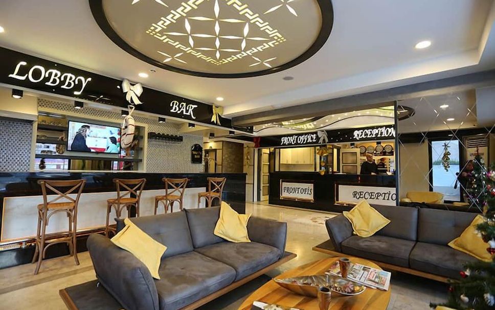 Balai Menunggu Gambar