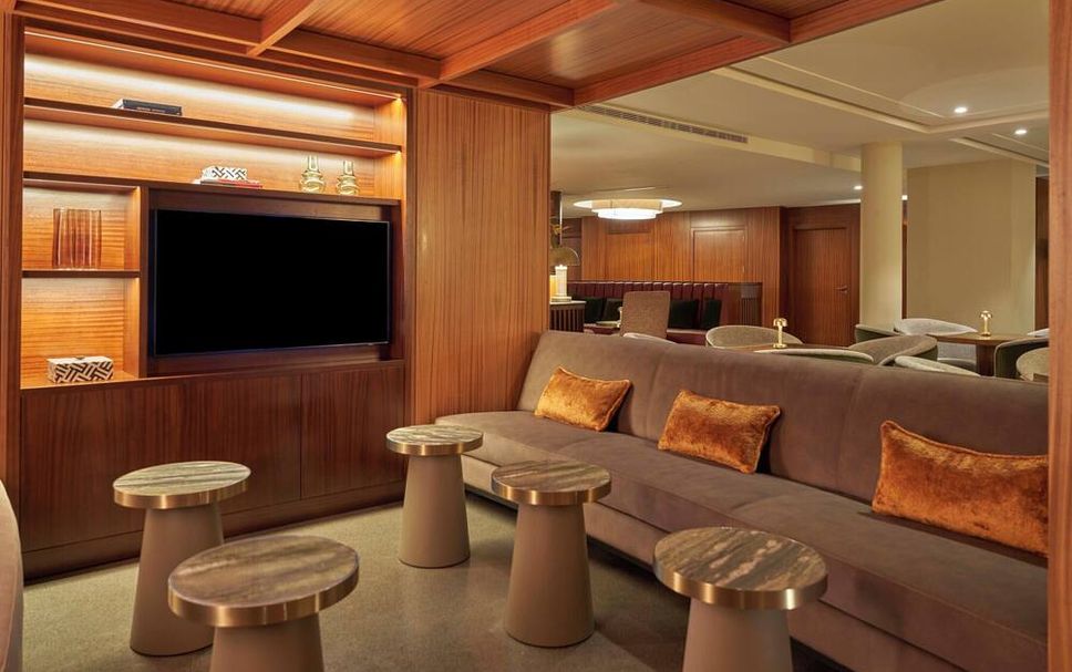 Balai Menunggu Gambar