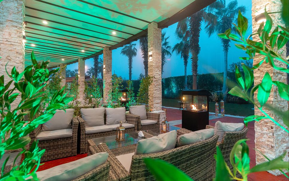 Patio Gambar
