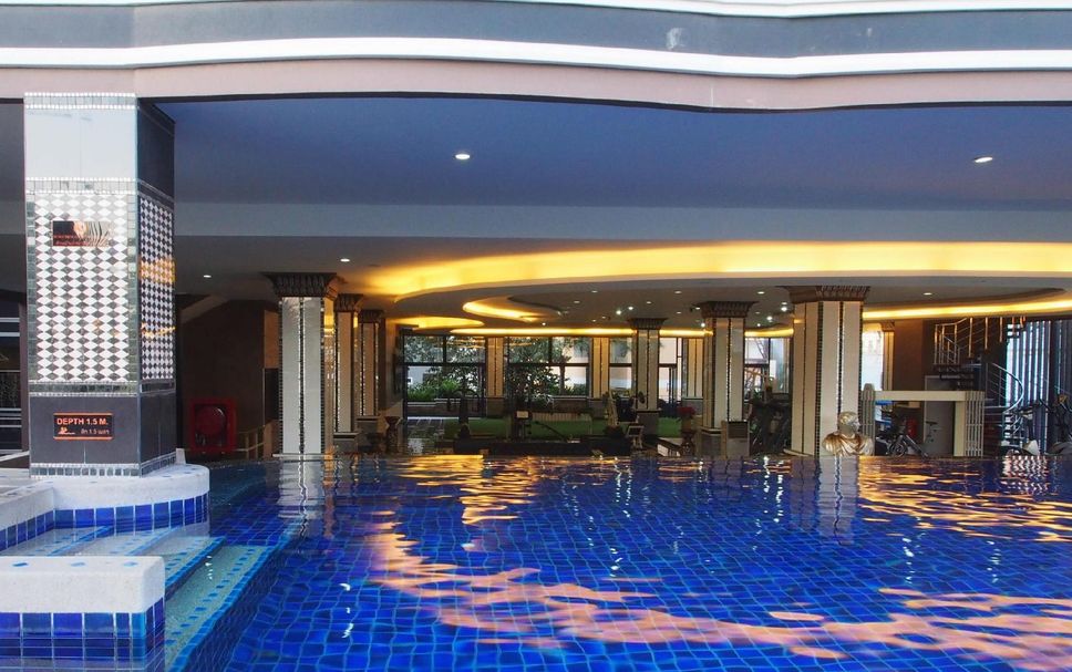 Kolam renang Gambar