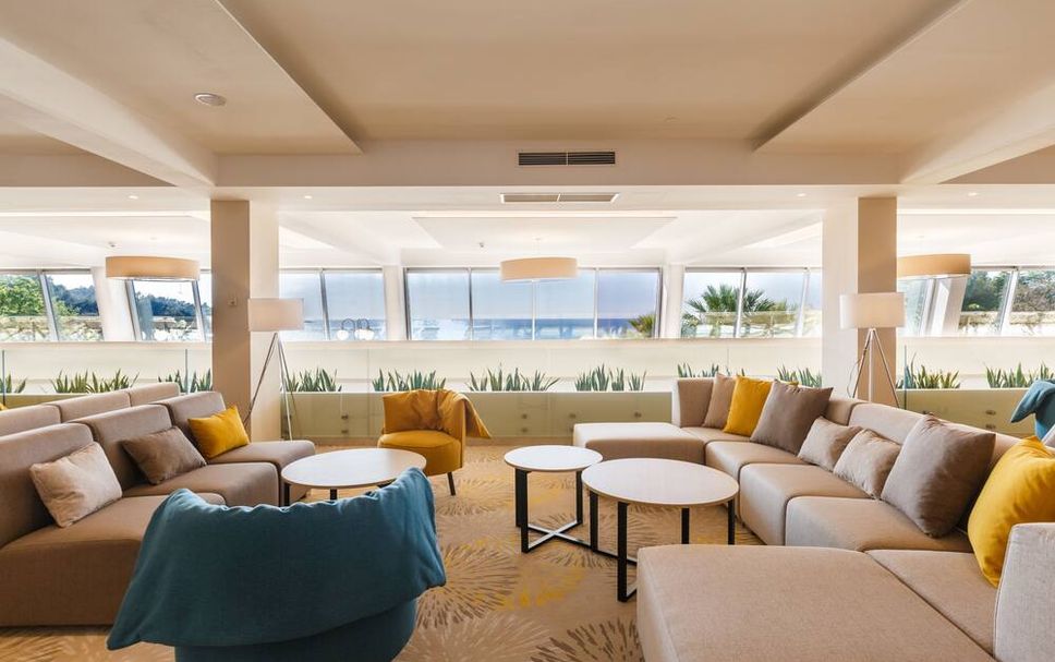 Balai Menunggu Gambar