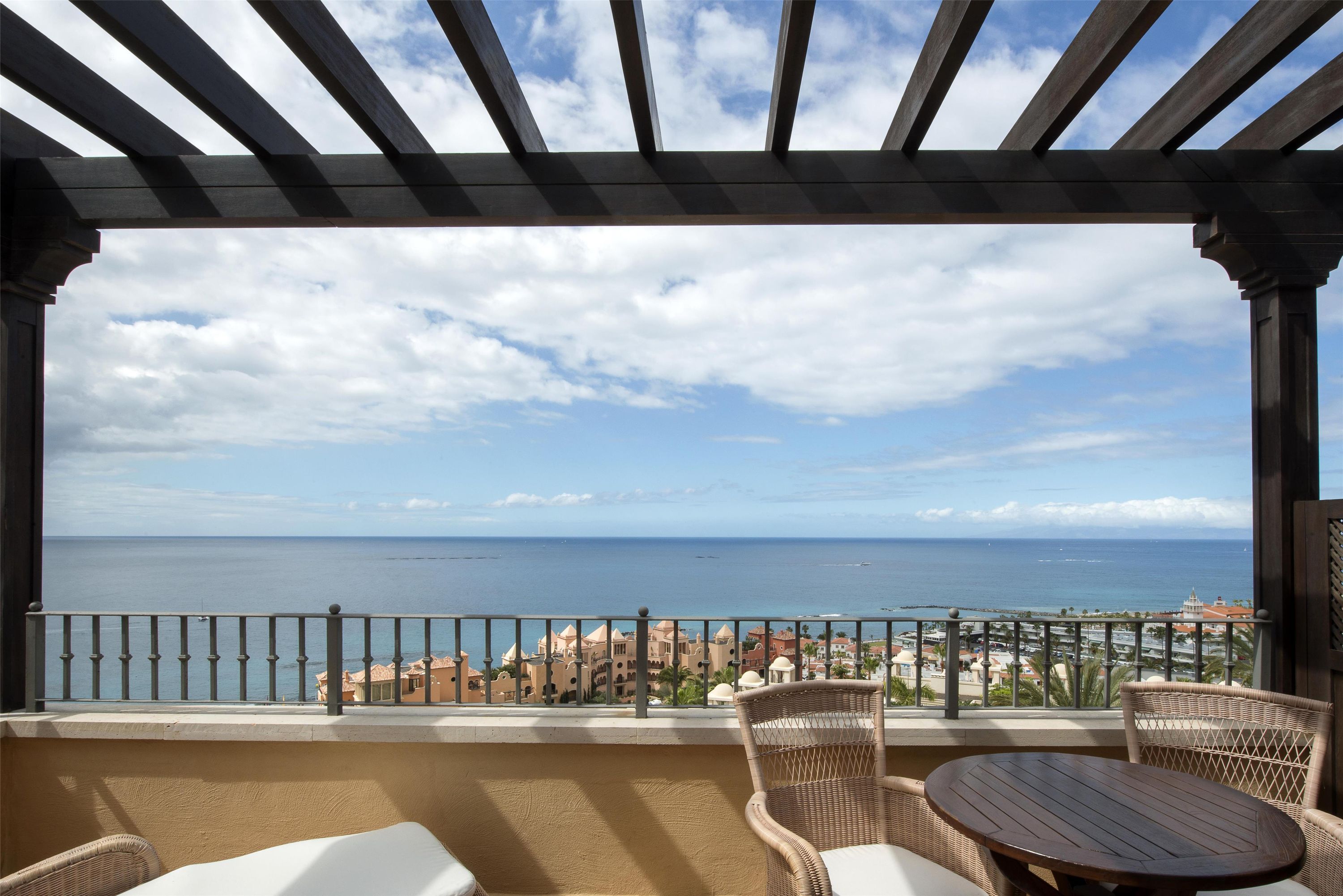 Balkoni