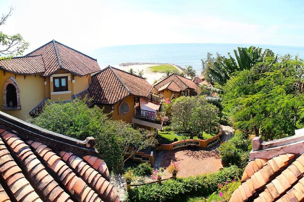 Pemandangan luar