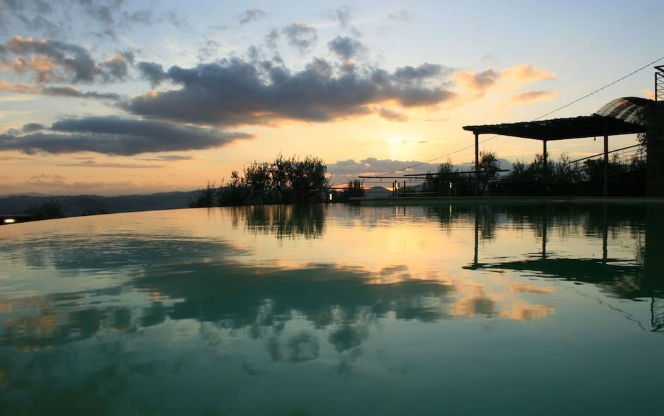 Kolam renang Gambar