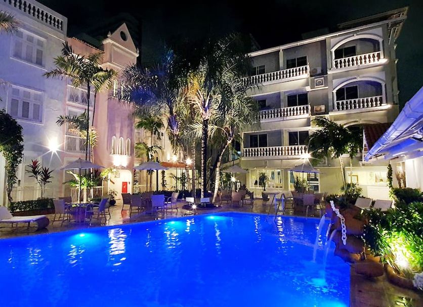 Kolam renang Gambar