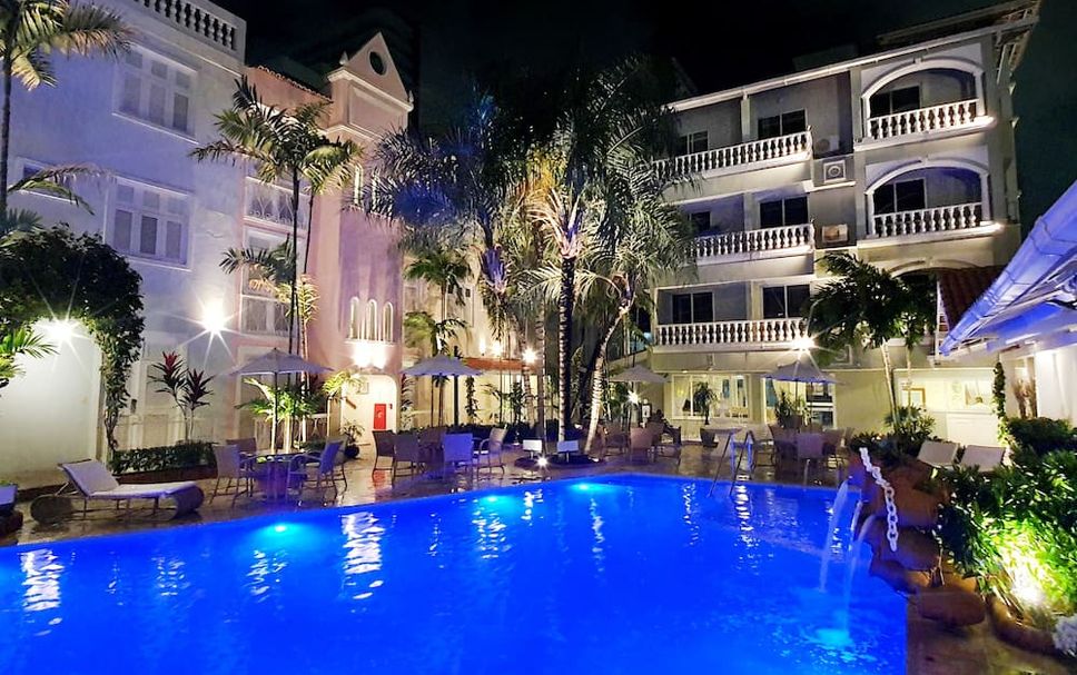 Kolam renang Gambar