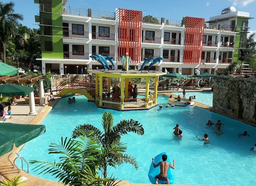 Kolam renang Gambar