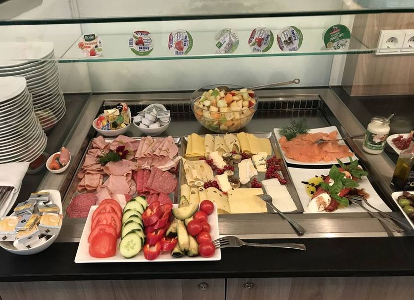 Buffet Gambar