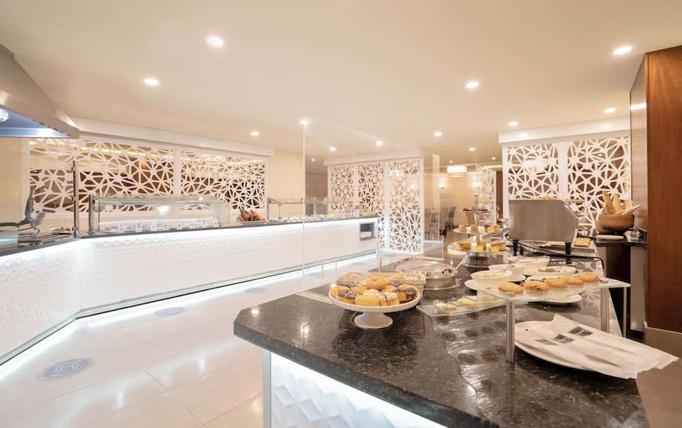 Buffet Gambar