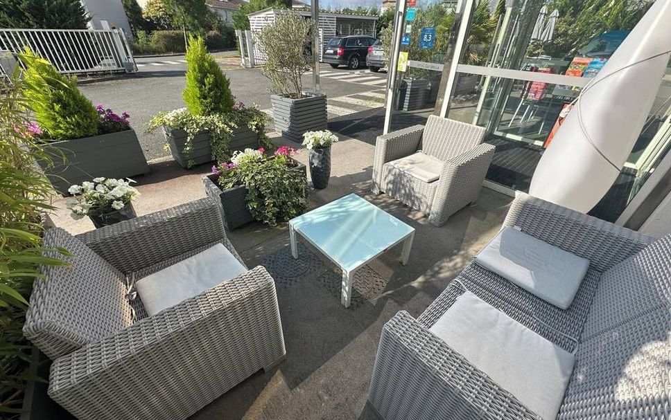 Patio Gambar