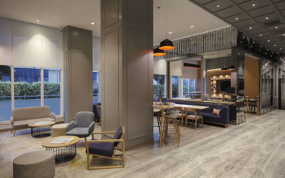 Balai Menunggu Gambar