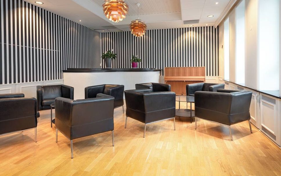 Balai Menunggu Gambar