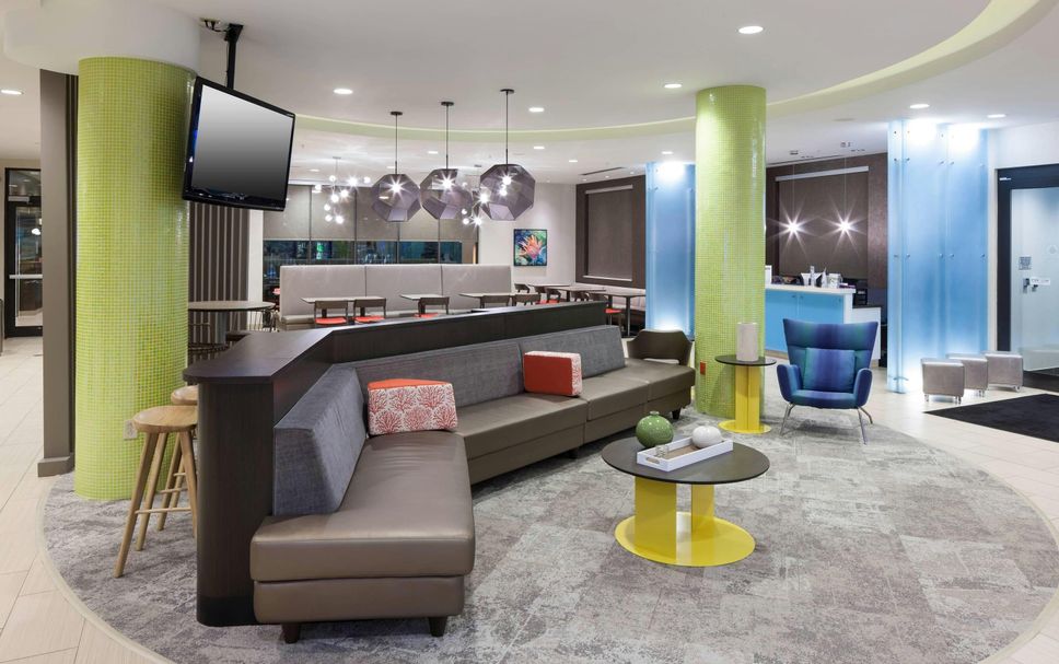 Balai Menunggu Gambar