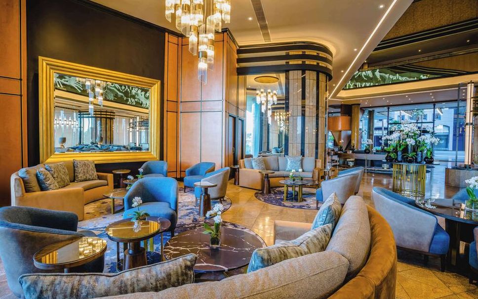 Balai Menunggu Gambar