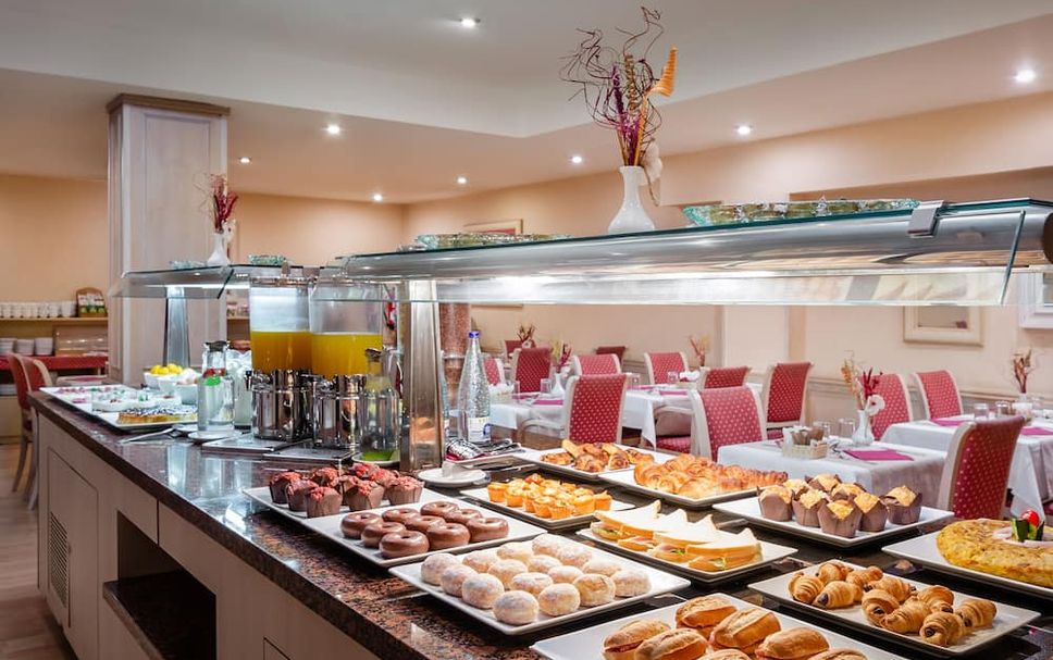 Buffet Gambar