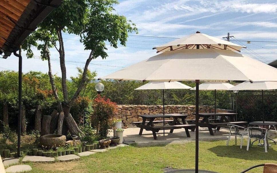 Patio Gambar