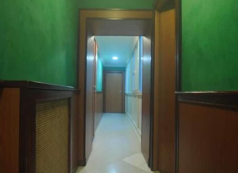 hallway Gambar