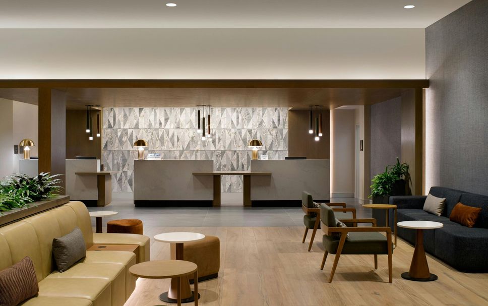 Meja Penyambut Tetamu Gambar