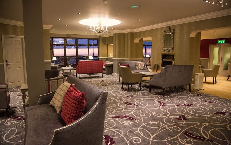 Balai Menunggu Gambar